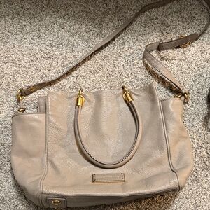 Elegant Taupe Leather Shoulder Bag